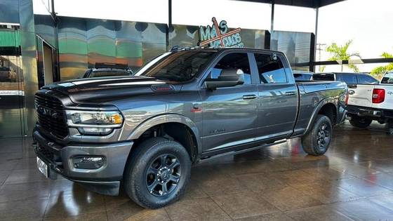 RAM 3500 6.7 I6 TURBO DIESEL LARAMIE CD 4X4 AUTOMÁTICO